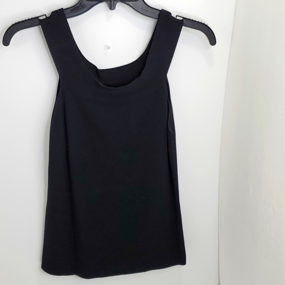 Joseph A. Women tunic top, Size Medium, Black